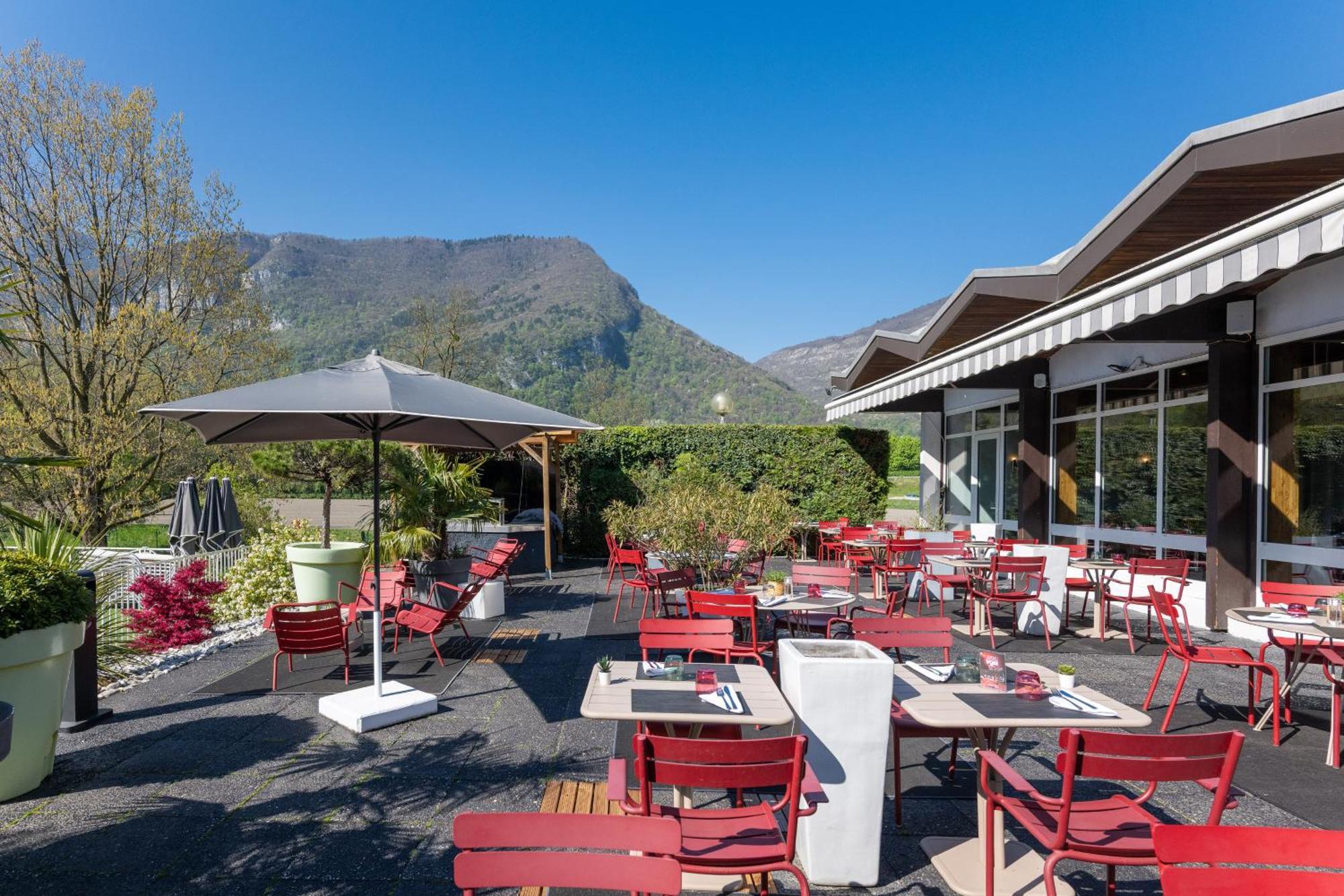 Hotel Novotel Grenoble Nord 4*
