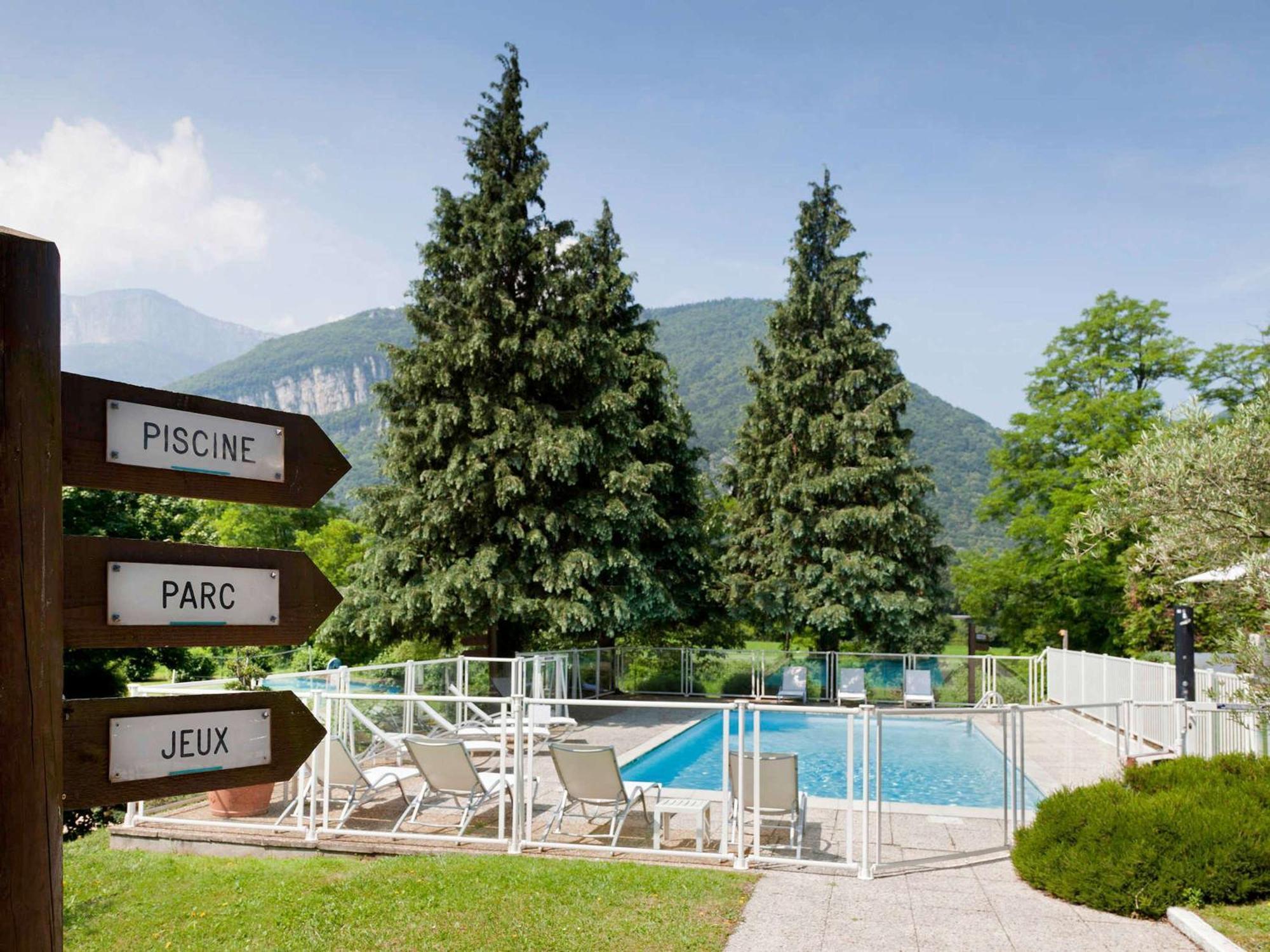 Novotel Grenoble Nord 4*