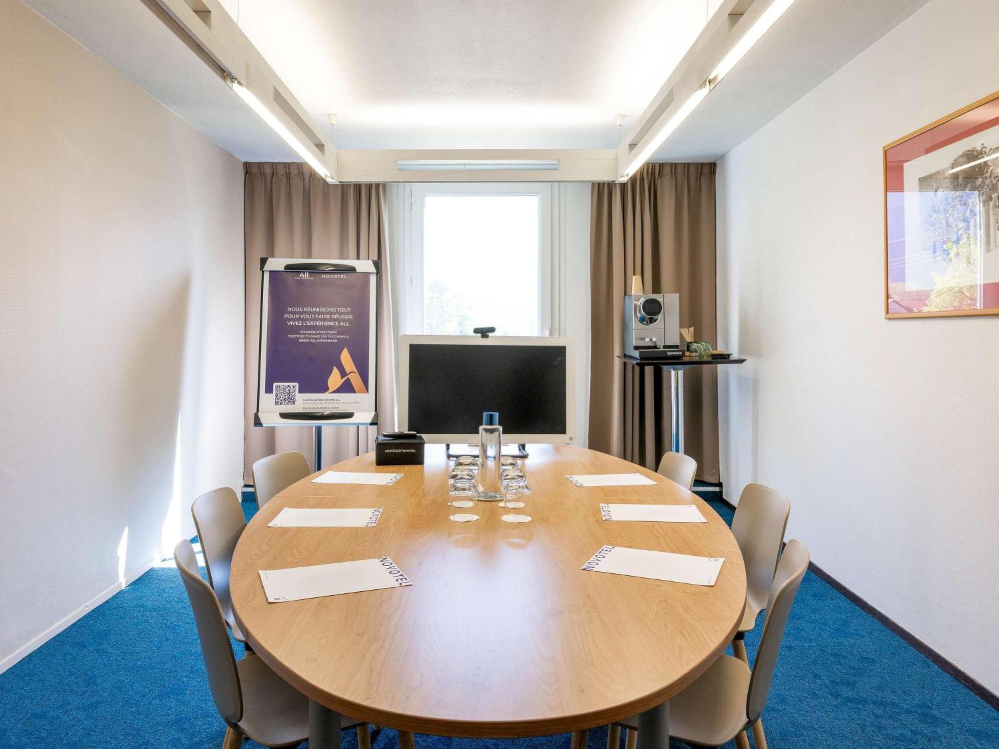 Hotel Novotel Grenoble Nord 4*