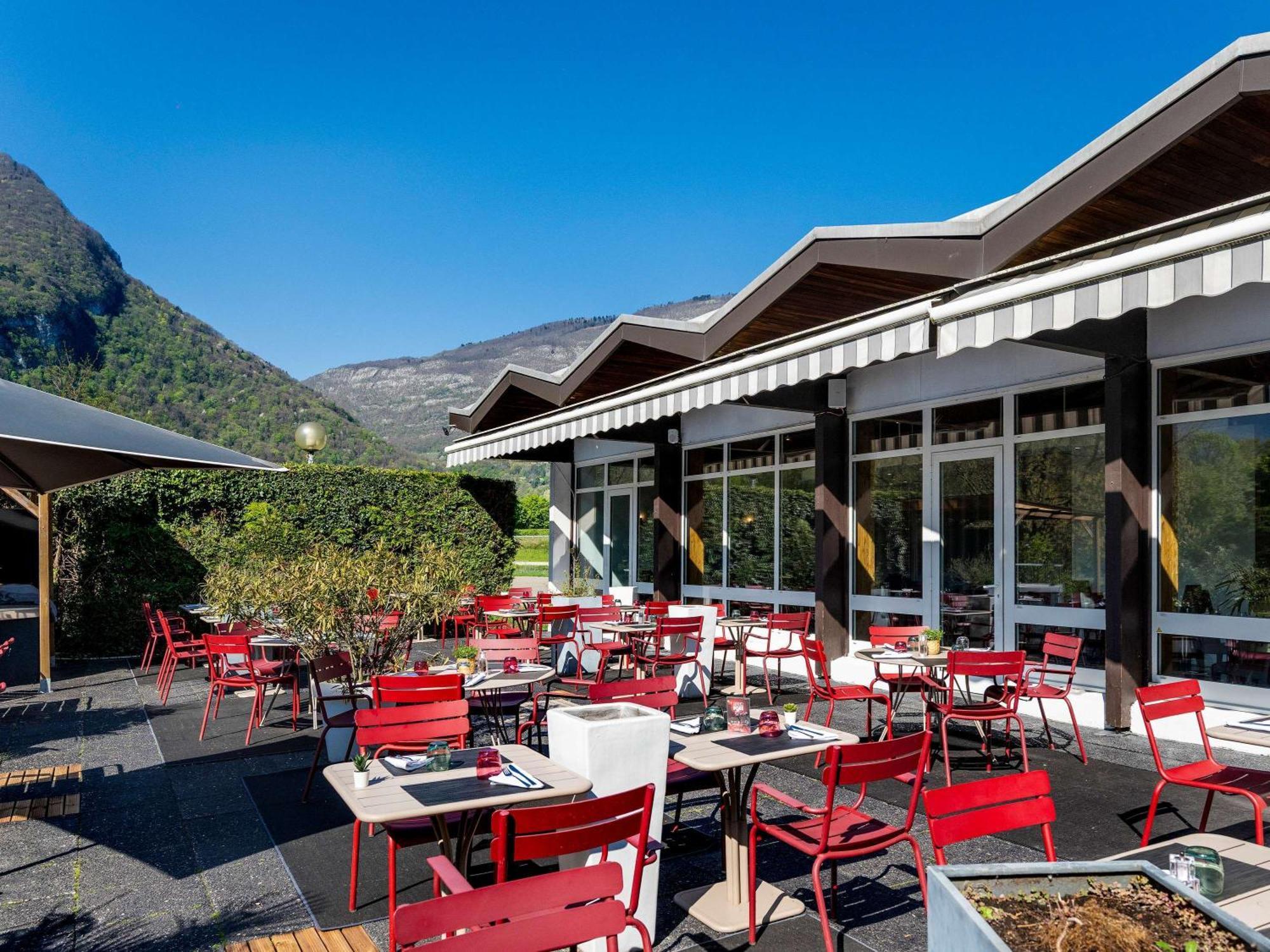 Novotel Grenoble Nord Hotel