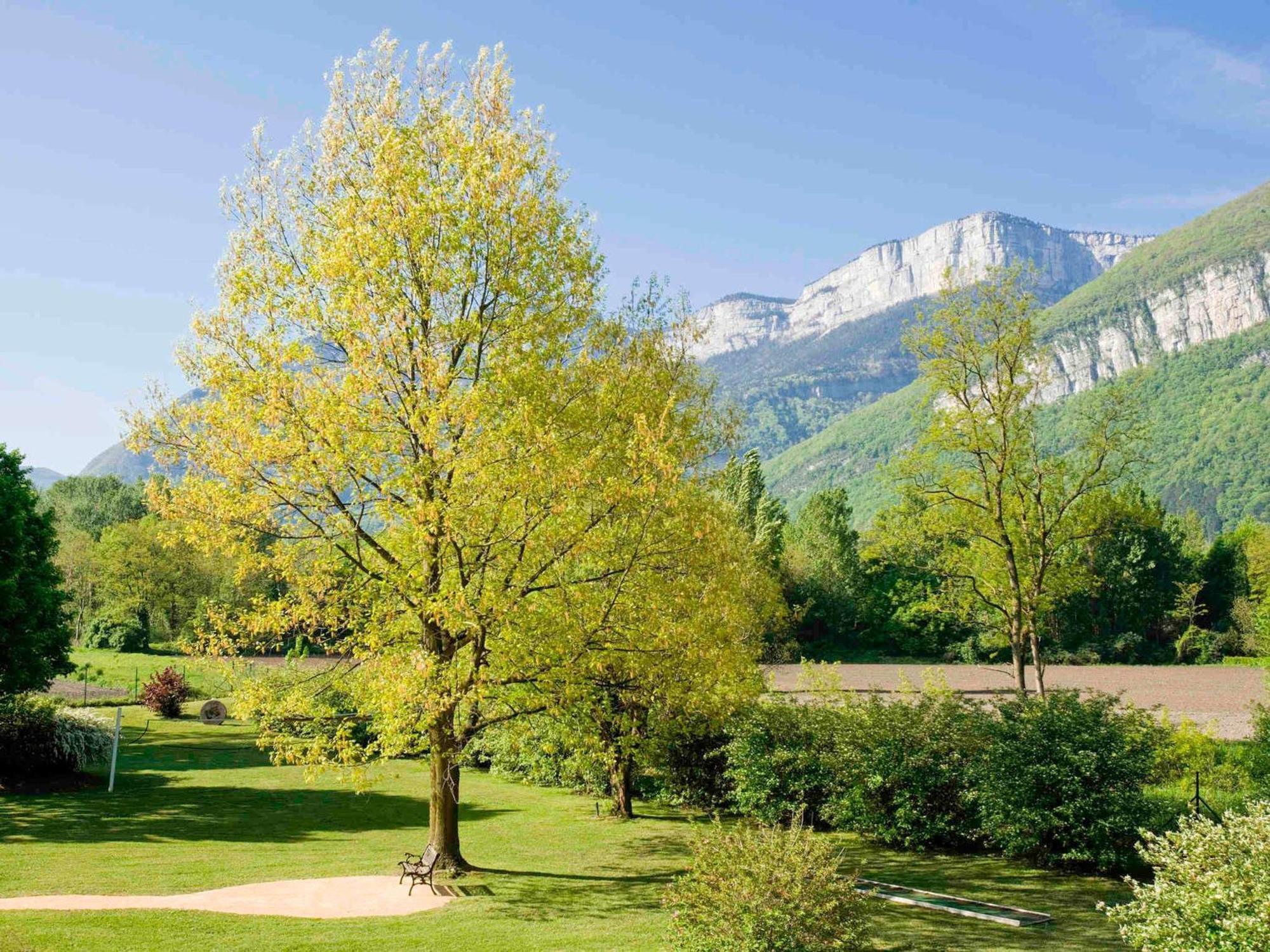 Novotel Grenoble Nord Hotel